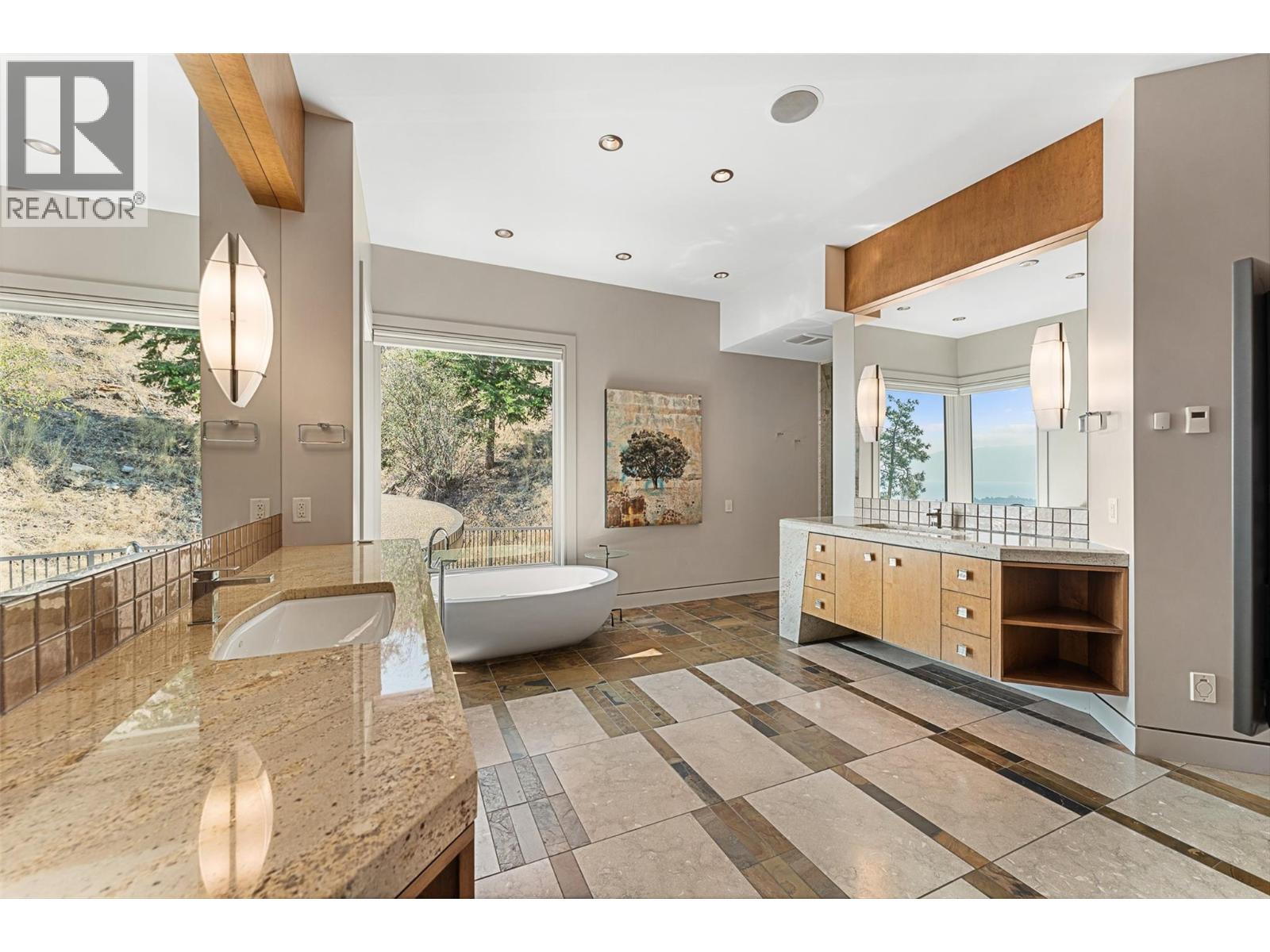 742 Highpointe Place, Kelowna, British Columbia  V1V 2Y3 - Photo 37 - 10361504