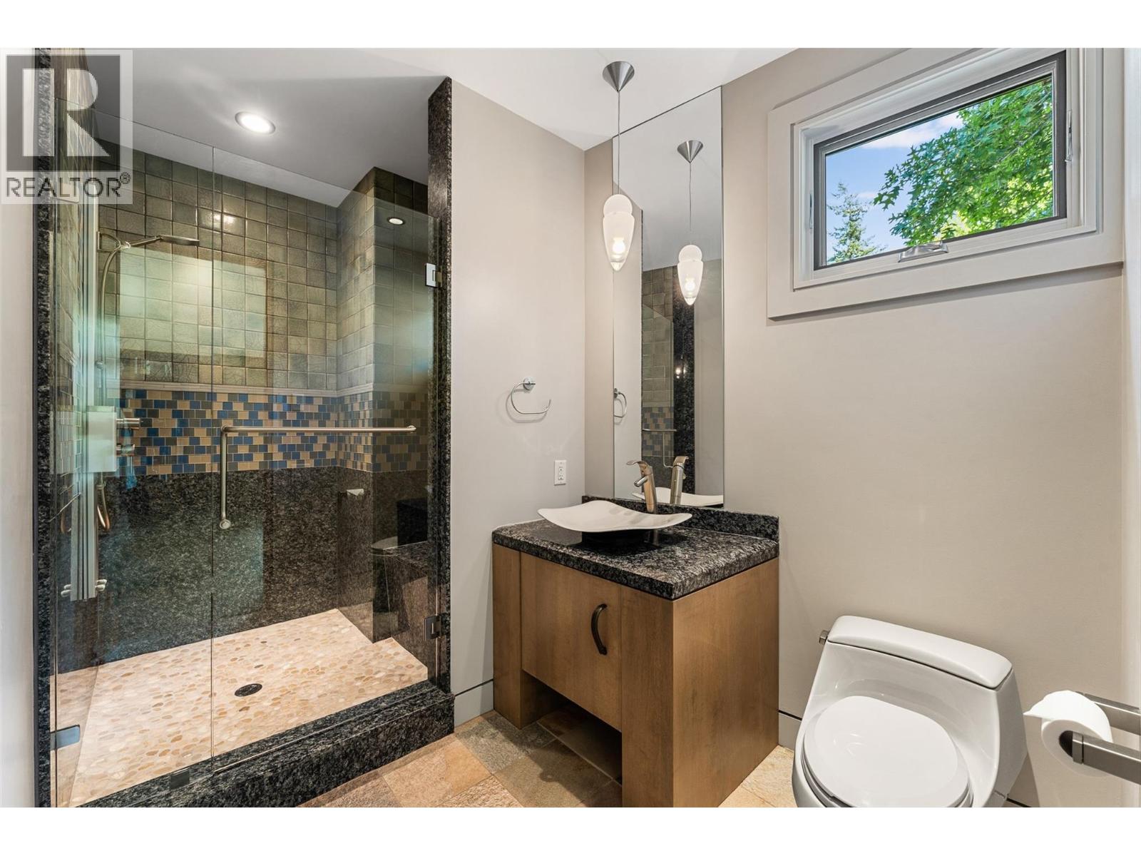 742 Highpointe Place, Kelowna, British Columbia  V1V 2Y3 - Photo 43 - 10361504