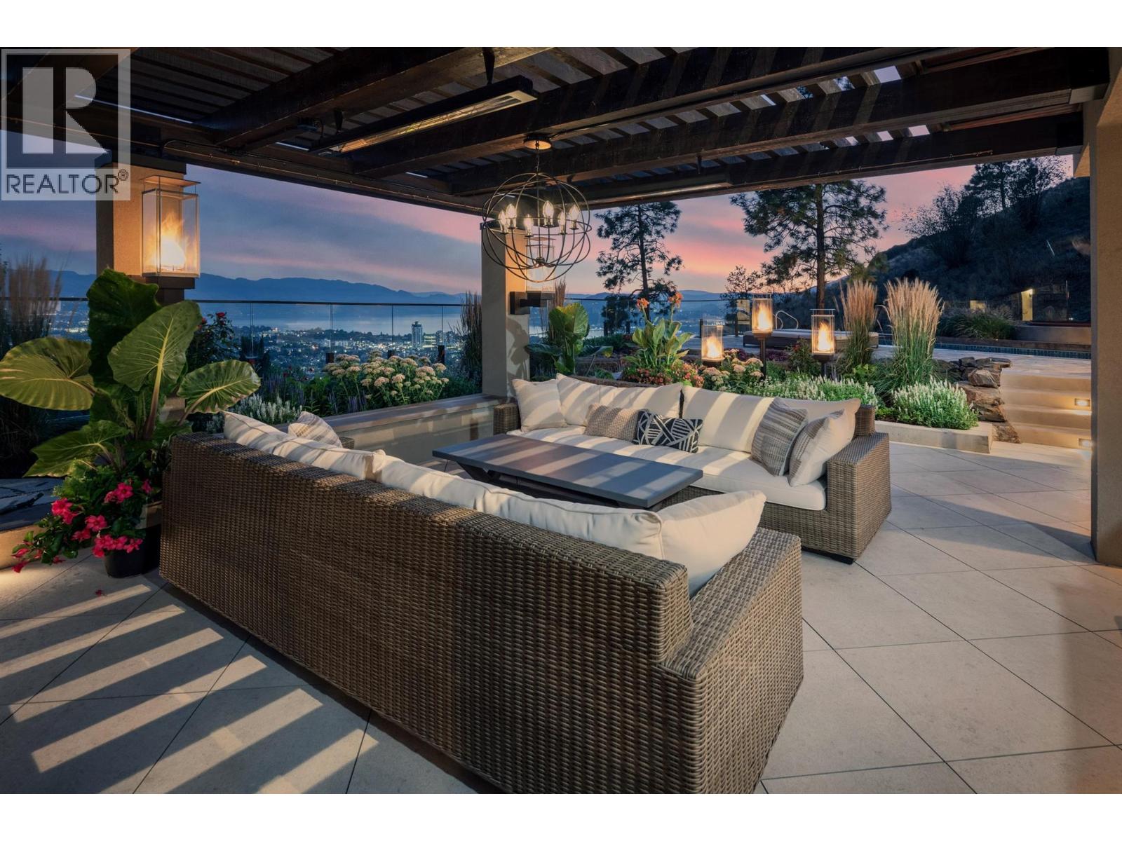 742 Highpointe Place, Kelowna, British Columbia  V1V 2Y3 - Photo 7 - 10361504