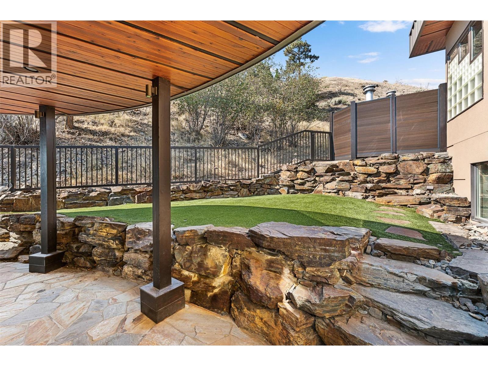 742 Highpointe Place, Kelowna, British Columbia  V1V 2Y3 - Photo 77 - 10361504