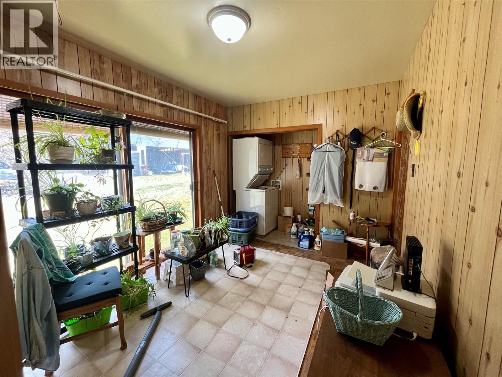 1118 Kildare Street, New Denver, British Columbia  V0G 1S0 - Photo 10 - 10362502