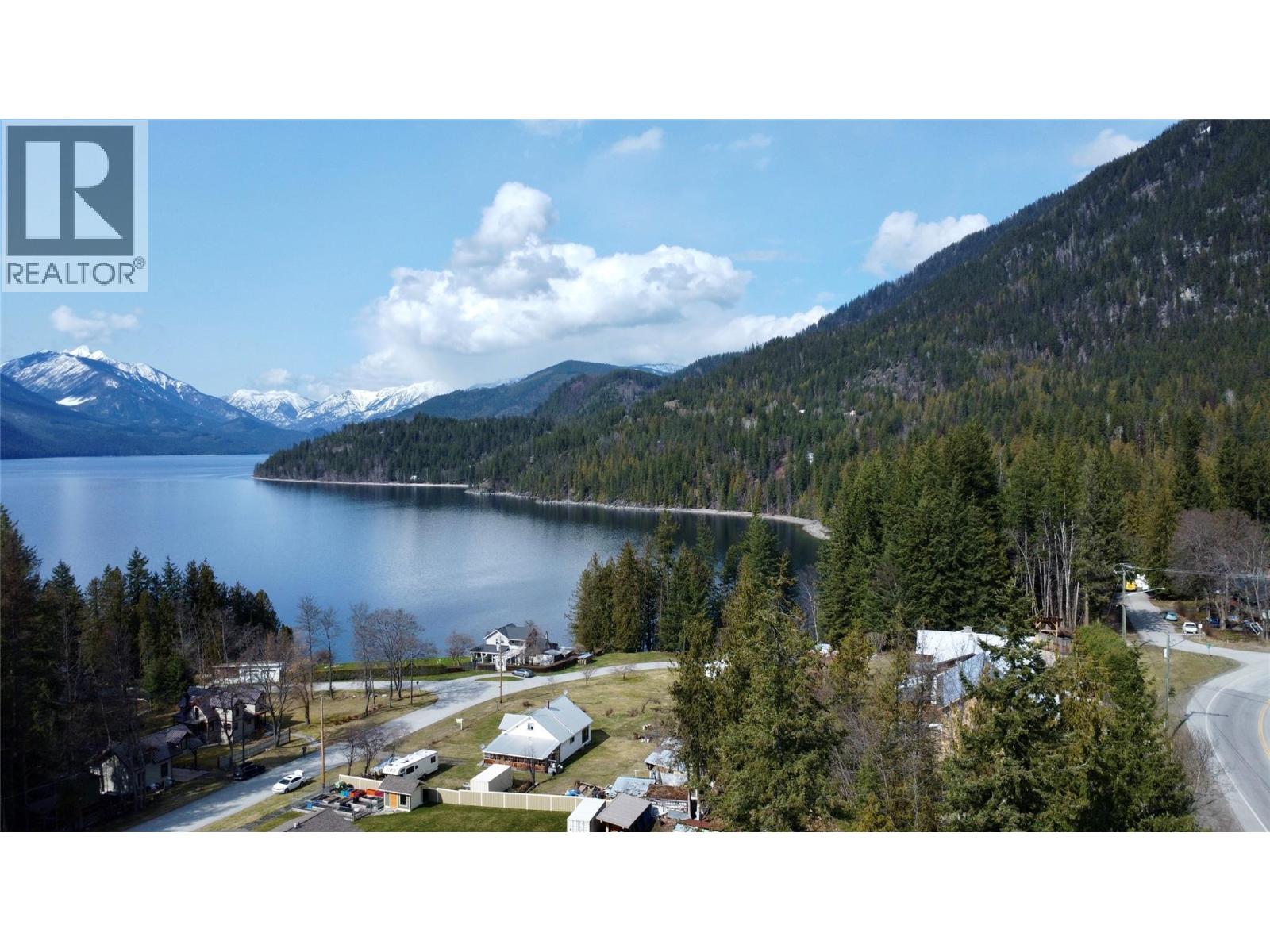 1118 Kildare Street, New Denver, British Columbia  V0G 1S0 - Photo 2 - 10362502