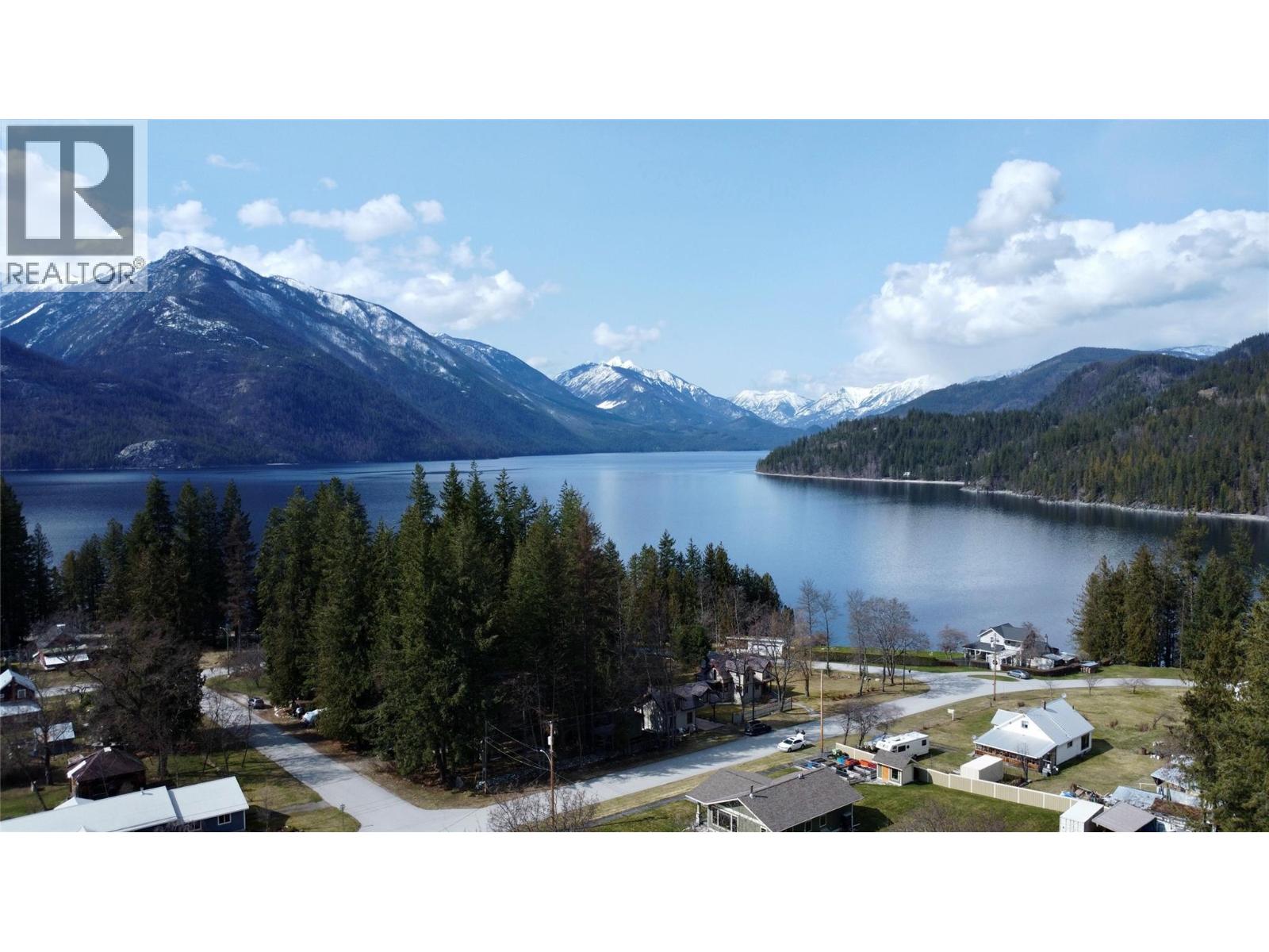 1118 Kildare Street, New Denver, British Columbia  V0G 1S0 - Photo 3 - 10362502