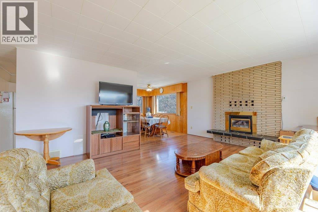 9108 74th Avenue, Osoyoos, British Columbia  V0H 1V0 - Photo 9 - 10362684