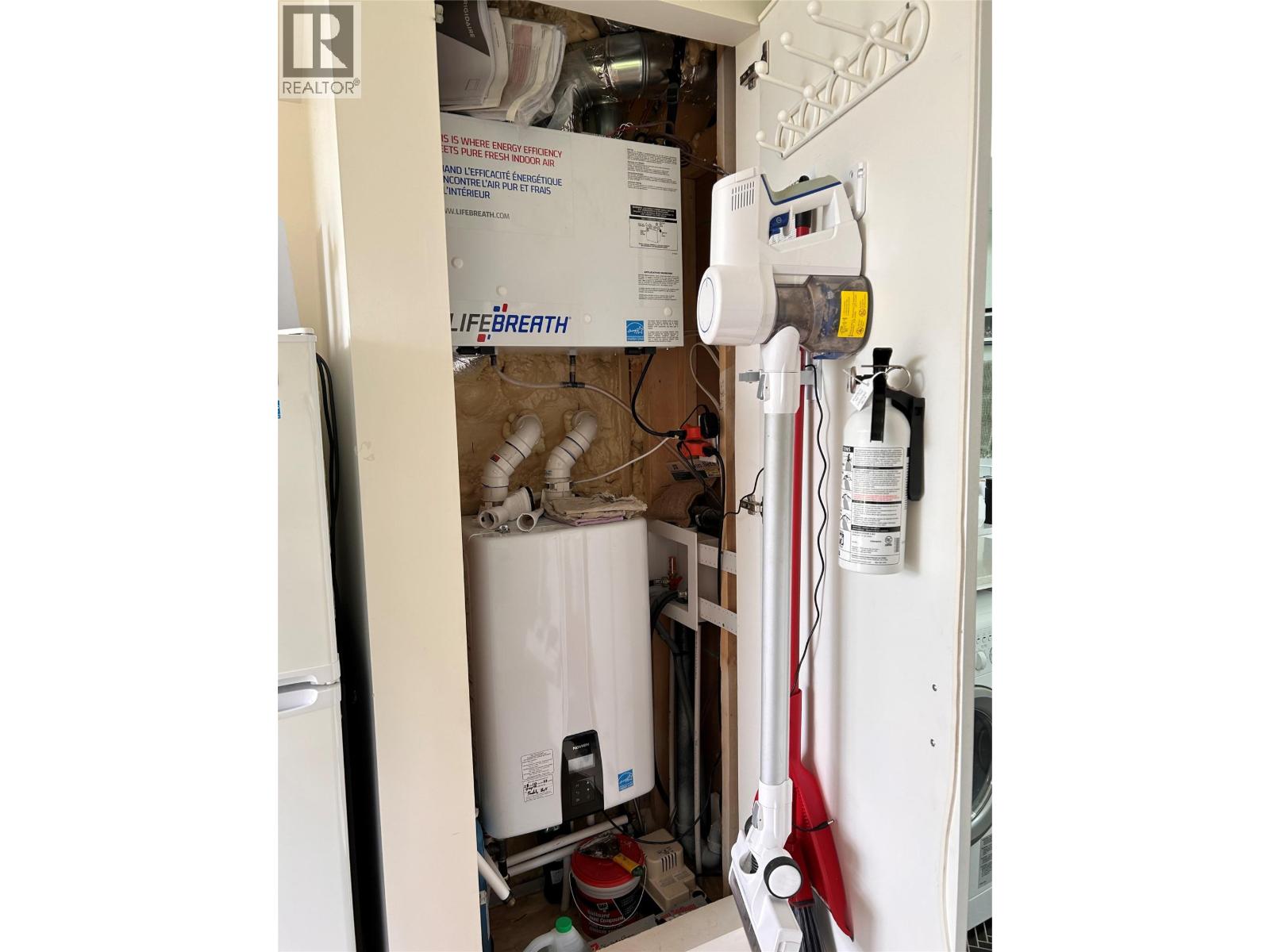 2715 3b Highway, Rossland, British Columbia  V0G 1Y0 - Photo 51 - 10356557