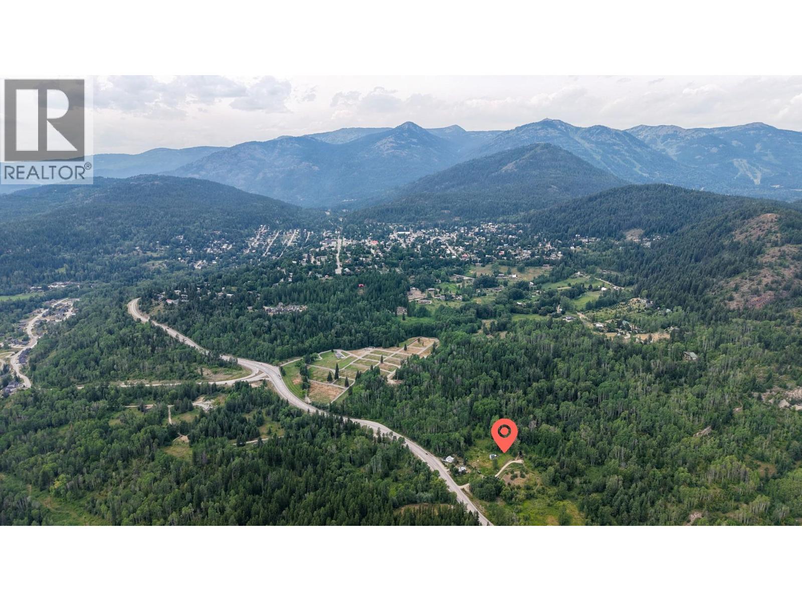 2715 3b Highway, Rossland, British Columbia  V0G 1Y0 - Photo 6 - 10356557