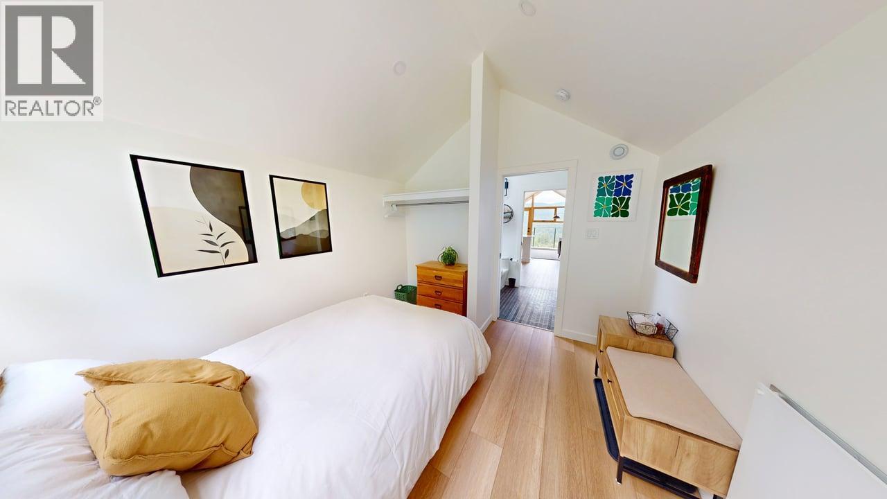 2715 3b Highway, Rossland, British Columbia  V0G 1Y0 - Photo 8 - 10356557