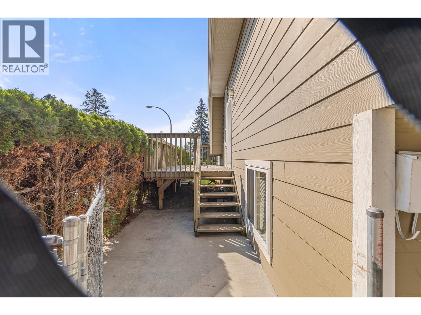 1320 Graham Street, Kelowna, British Columbia  V1Y 9X7 - Photo 20 - 10362244