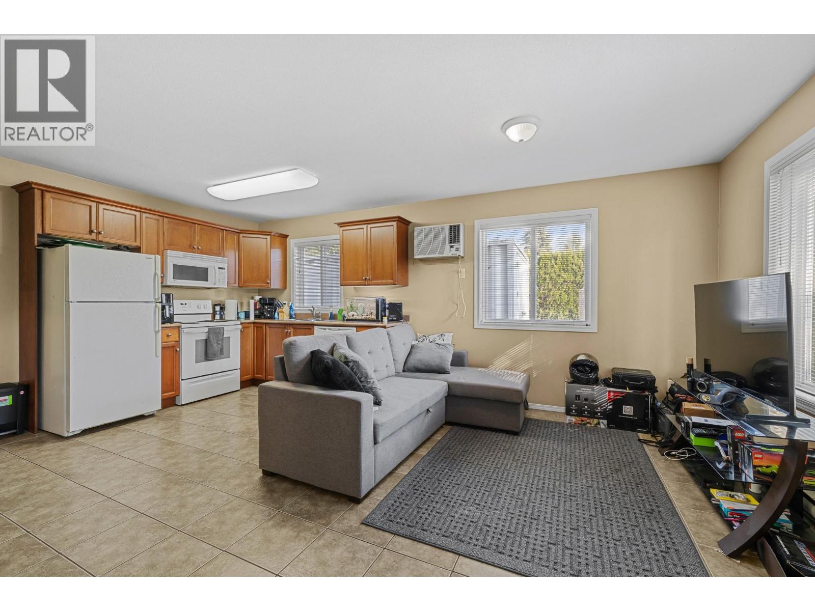 1320 Graham Street, Kelowna, British Columbia  V1Y 9X7 - Photo 25 - 10362244