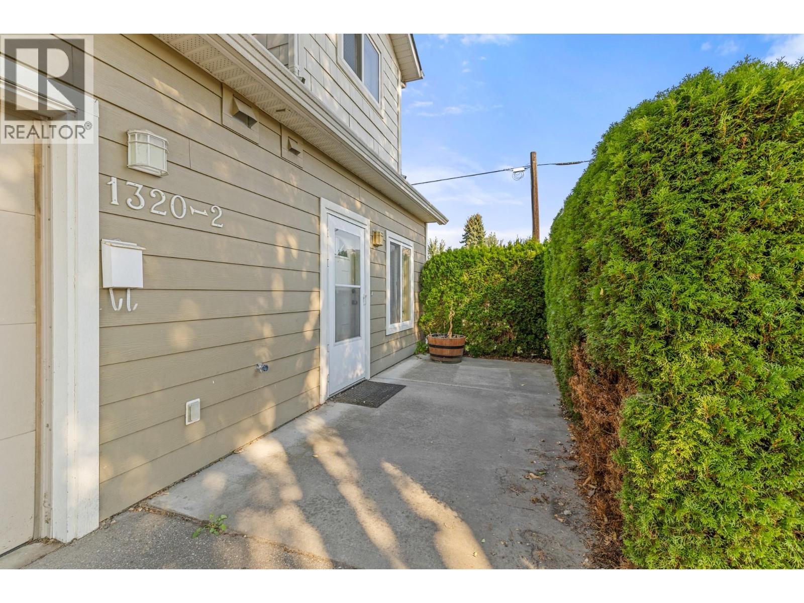 1320 Graham Street, Kelowna, British Columbia  V1Y 9X7 - Photo 38 - 10362244