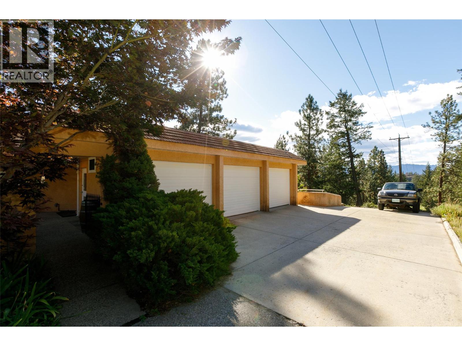 1642 West Kelowna Road, West Kelowna, British Columbia  V1Z 3B7 - Photo 5 - 10362724