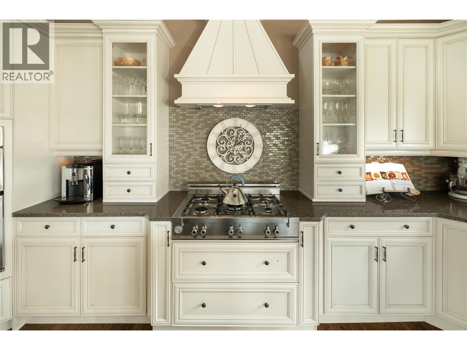 4768 Carmel Crescent, Kelowna, British Columbia  V1W 5B9 - Photo 9 - 10362682