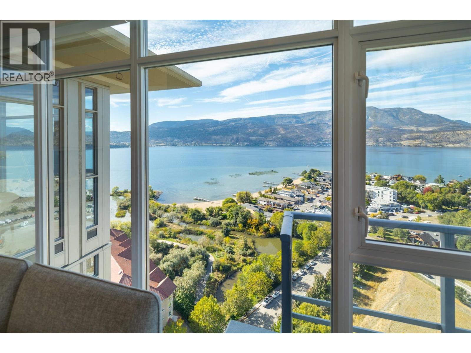 1075 Sunset Drive Unit# Ph1, Kelowna, British Columbia  V1Y 9Y9 - Photo 15 - 10362500