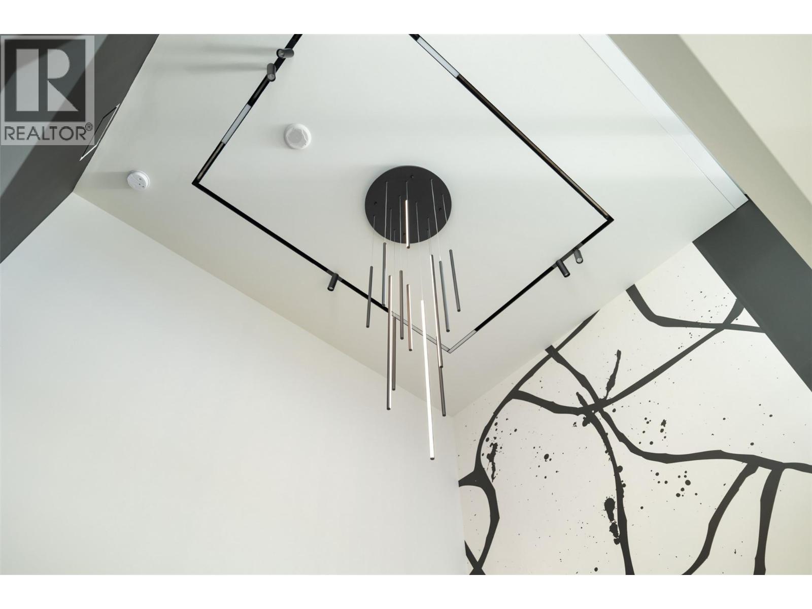 1075 Sunset Drive Unit# Ph1, Kelowna, British Columbia  V1Y 9Y9 - Photo 36 - 10362500