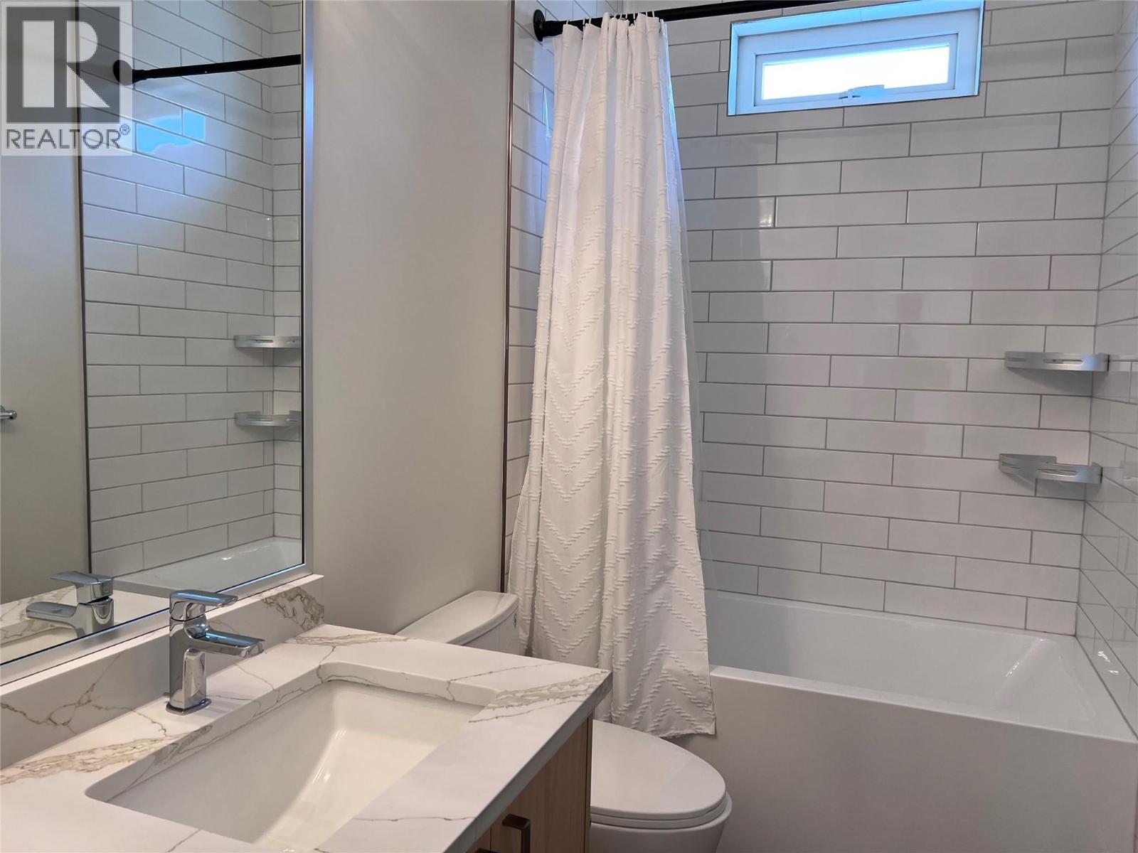 288 Bentgrass Avenue, Oliver, British Columbia  V0H 1T3 - Photo 9 - 10362801