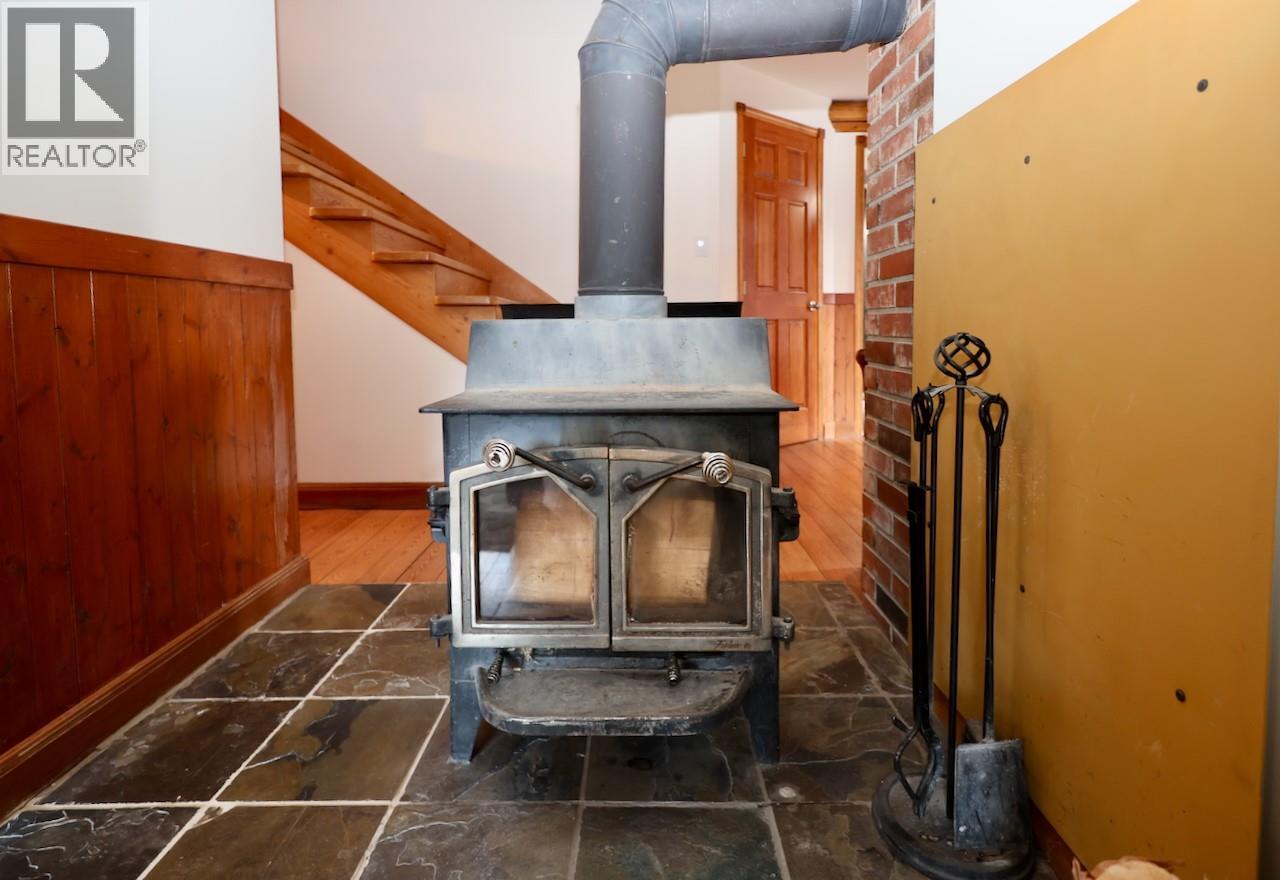 1445 Black Bear Drive, Golden, British Columbia  V0A 1H7 - Photo 15 - 10362598