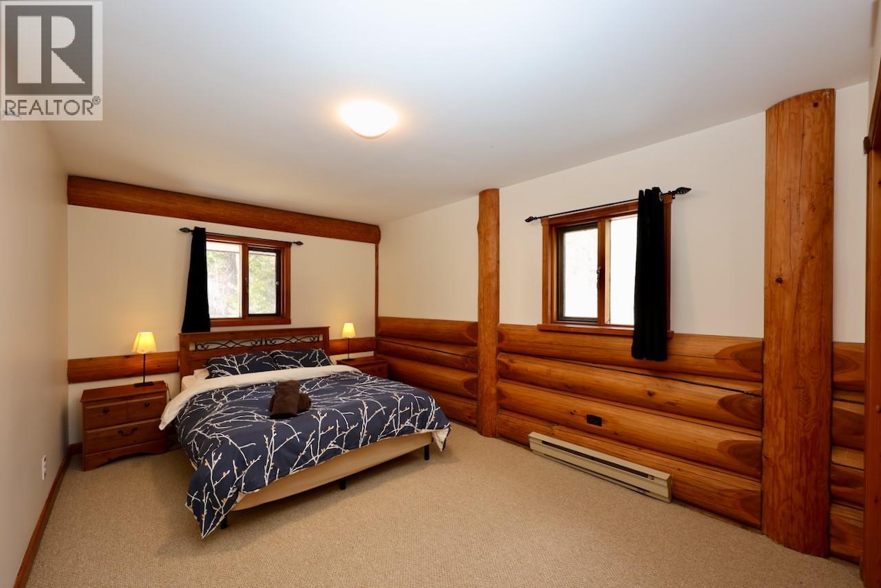 1445 Black Bear Drive, Golden, British Columbia  V0A 1H7 - Photo 29 - 10362598