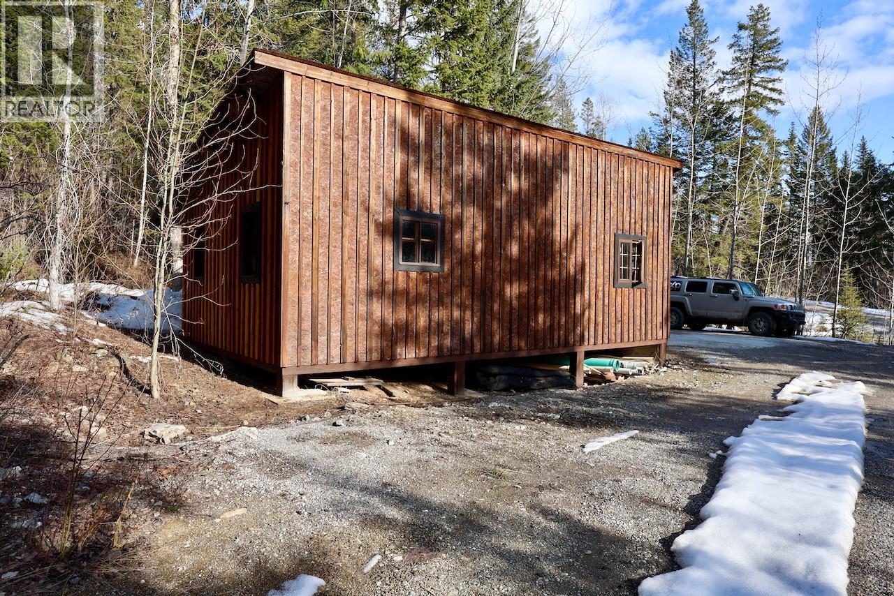 1445 Black Bear Drive, Golden, British Columbia  V0A 1H7 - Photo 35 - 10362598