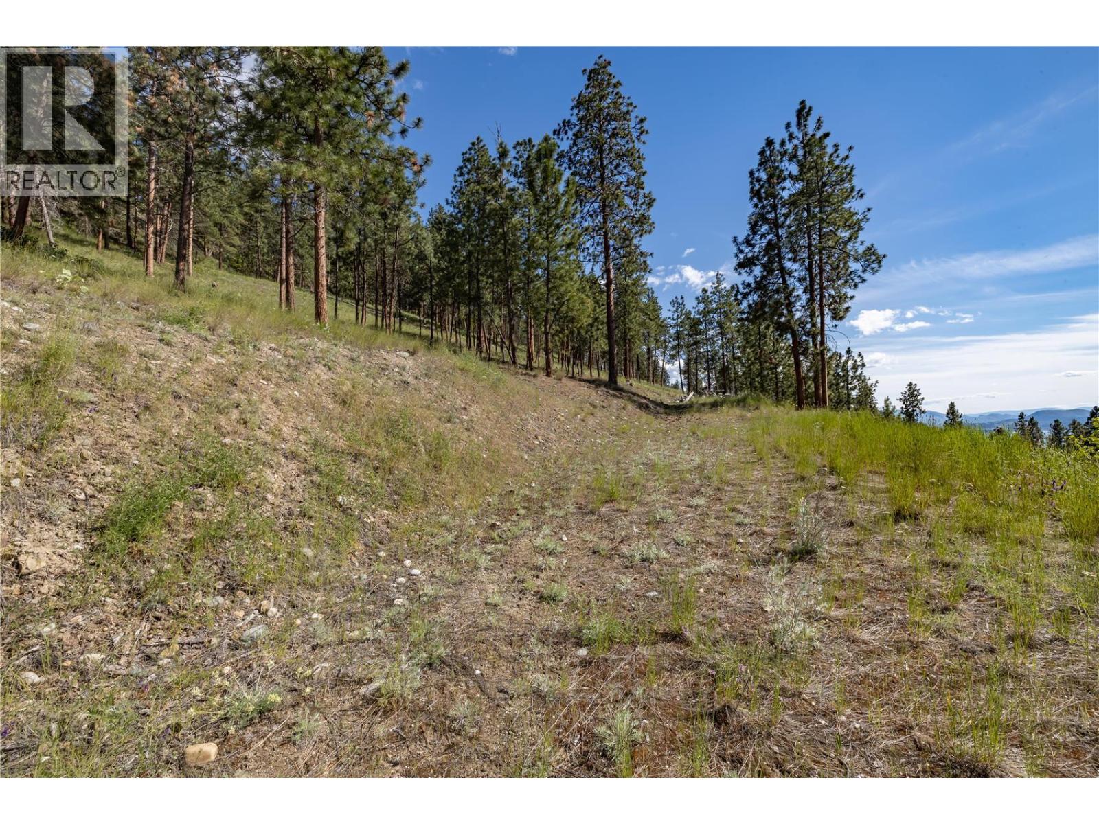 2455 Arthur Court, Kelowna, British Columbia  V1Y 7S2 - Photo 8 - 10362775