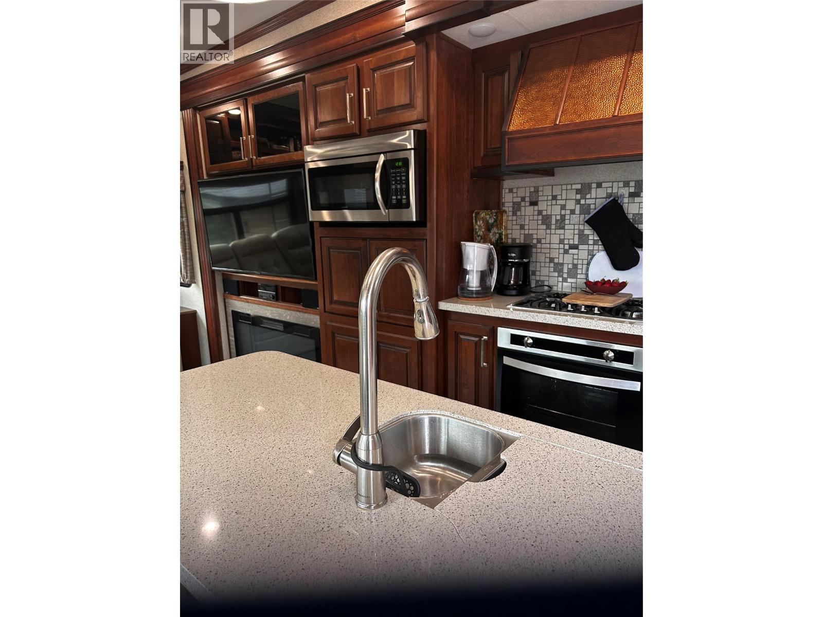 3303 Mabel Lake Road Unit# 2, Enderby, British Columbia  V0E 1V5 - Photo 19 - 10362407