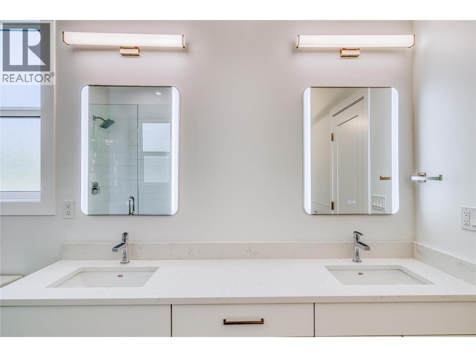 7186 Dunwaters Road, Kelowna, British Columbia  V1Z 3W5 - Photo 25 - 10362558