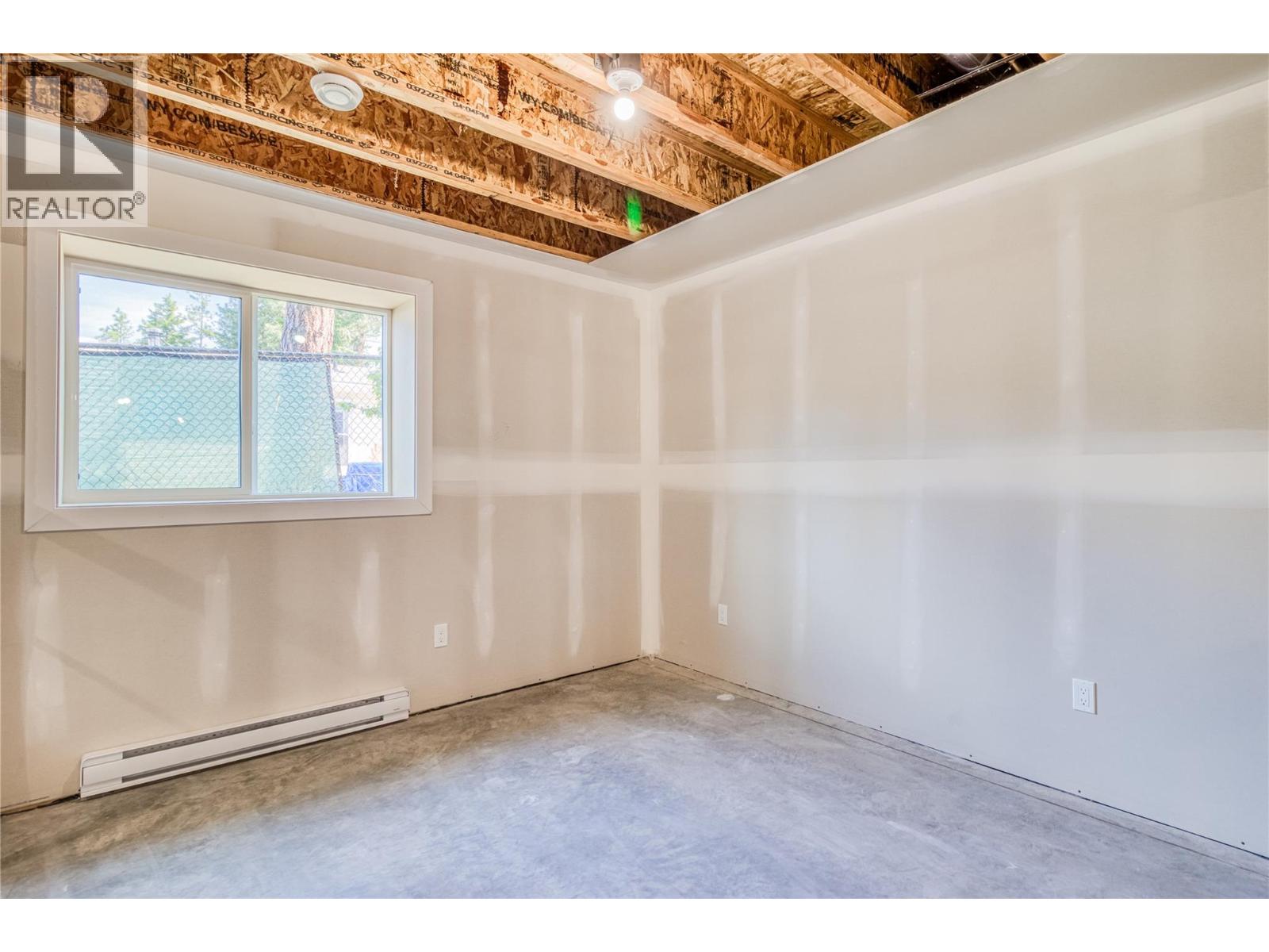 7186 Dunwaters Road, Kelowna, British Columbia  V1Z 3W5 - Photo 66 - 10362558