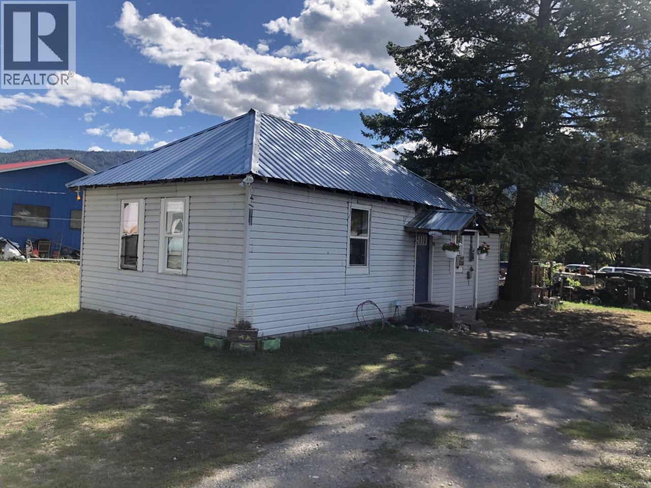 6401 Highway 3, Grand Forks, British Columbia  V0H 1H5 - Photo 18 - 10362776