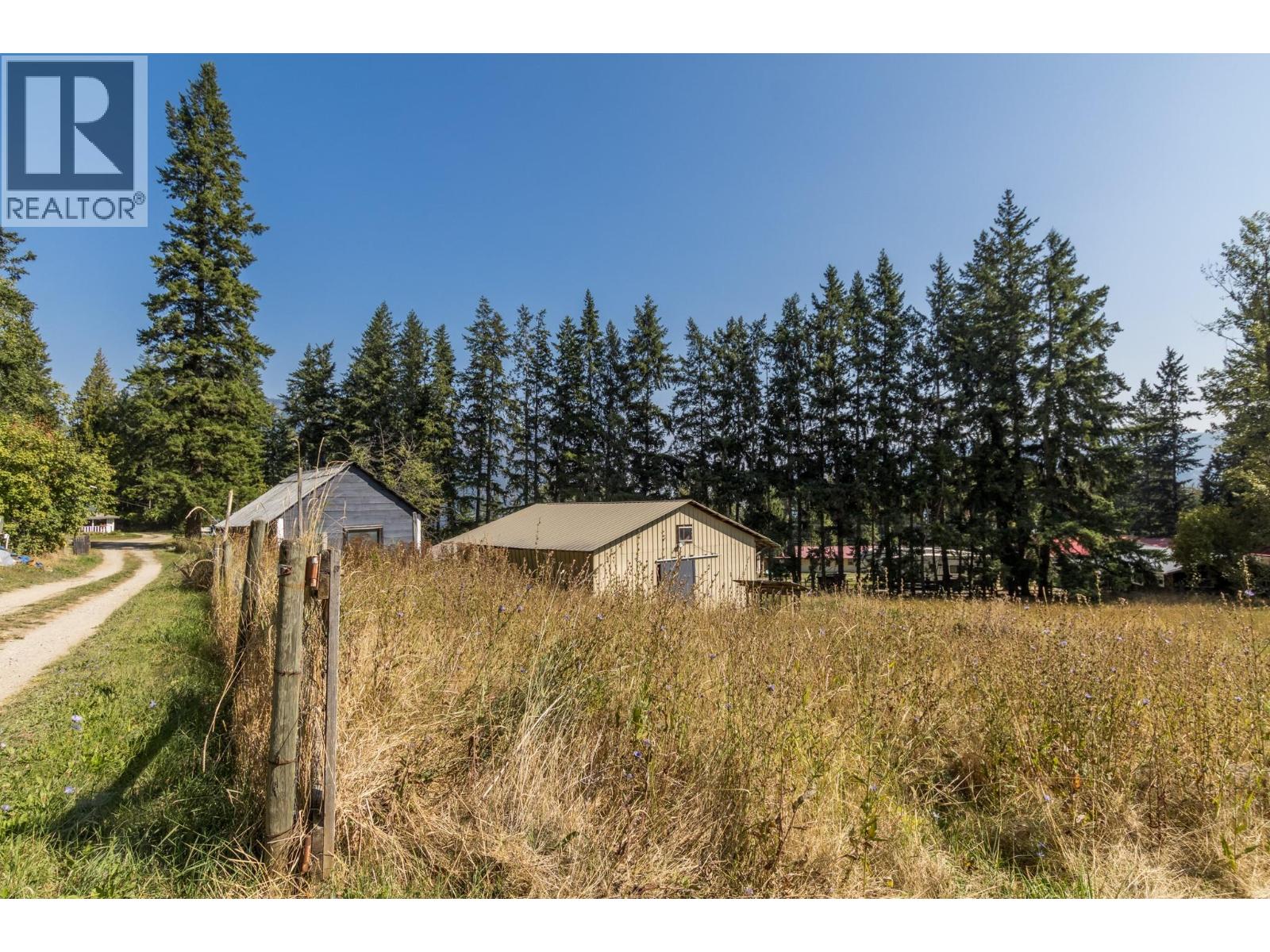 3591 65 Avenue Nw, Salmon Arm, British Columbia  V1E 3A2 - Photo 31 - 10362697