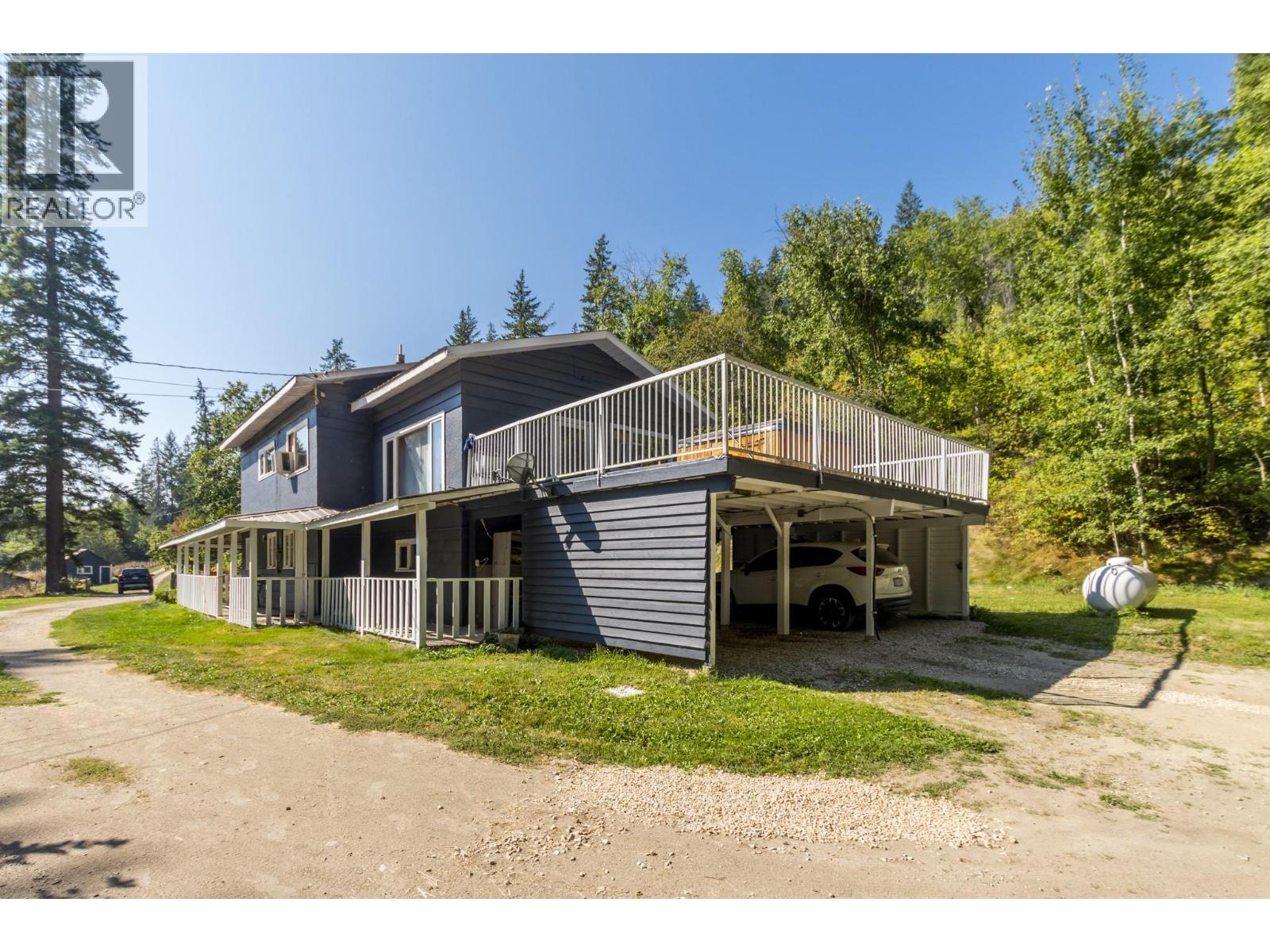 3591 65 Avenue Nw, Salmon Arm, British Columbia  V1E 3A2 - Photo 4 - 10362697