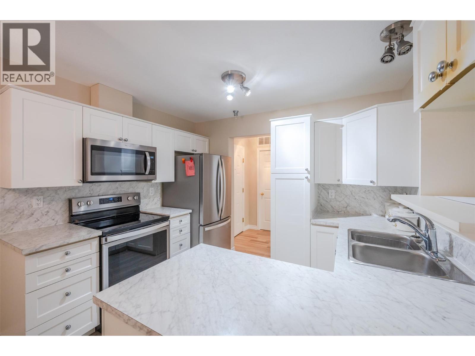 2245 Atkinson Street Unit# 205, Penticton, British Columbia  V2A 8R7 - Photo 14 - 10362579