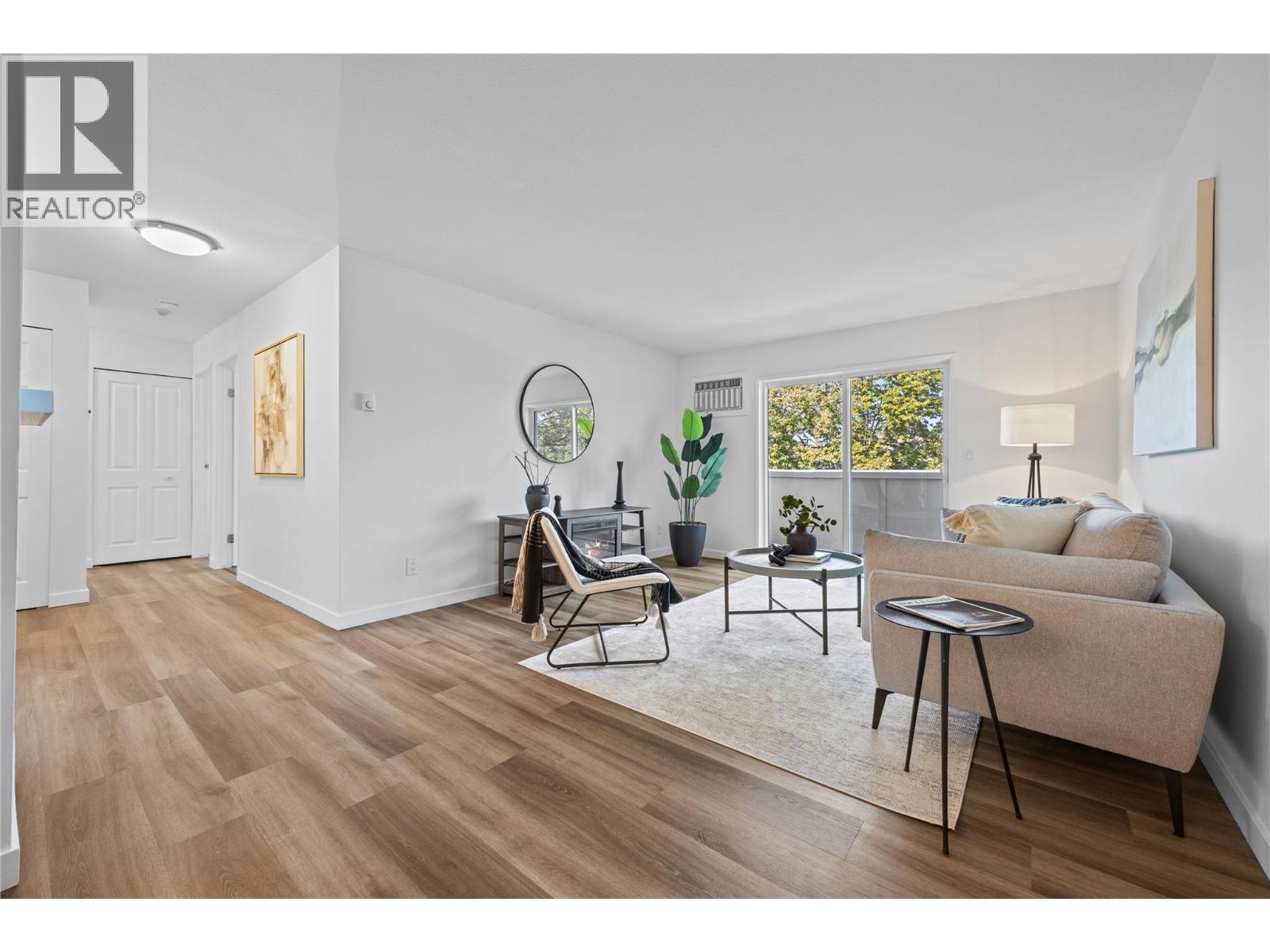 3180 De Montreuil Court Unit# 310, Kelowna, British Columbia  V1W 3W4 - Photo 2 - 10362962