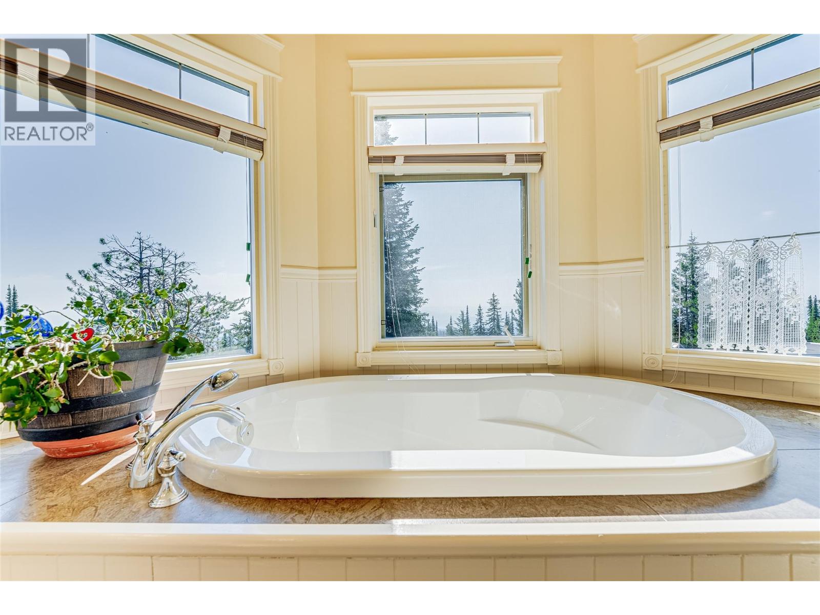 635 Monashee Road Unit# 8, Silver Star, British Columbia  V1B 0T1 - Photo 25 - 10362112