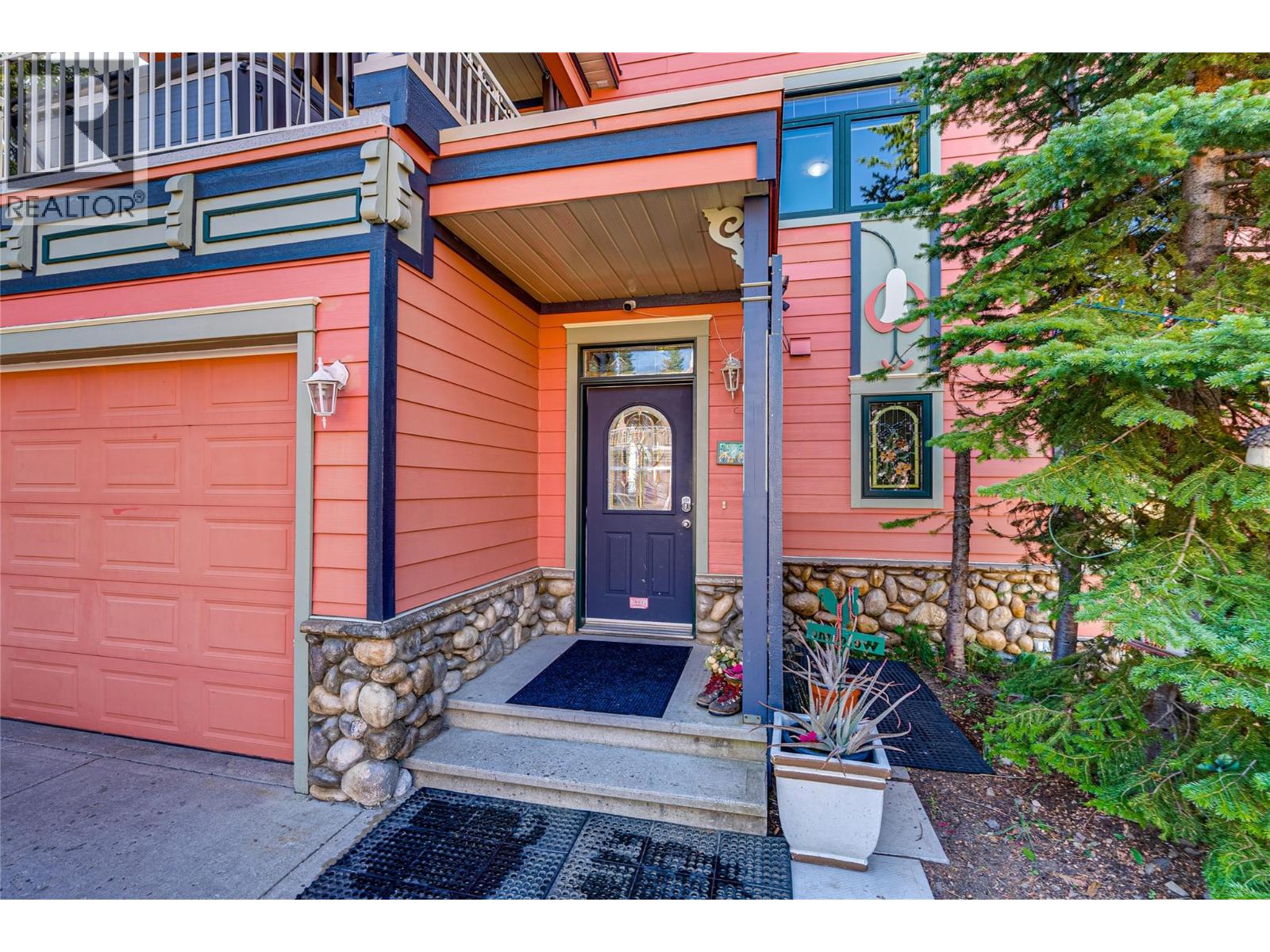 635 Monashee Road Unit# 8, Silver Star, British Columbia  V1B 0T1 - Photo 6 - 10362112