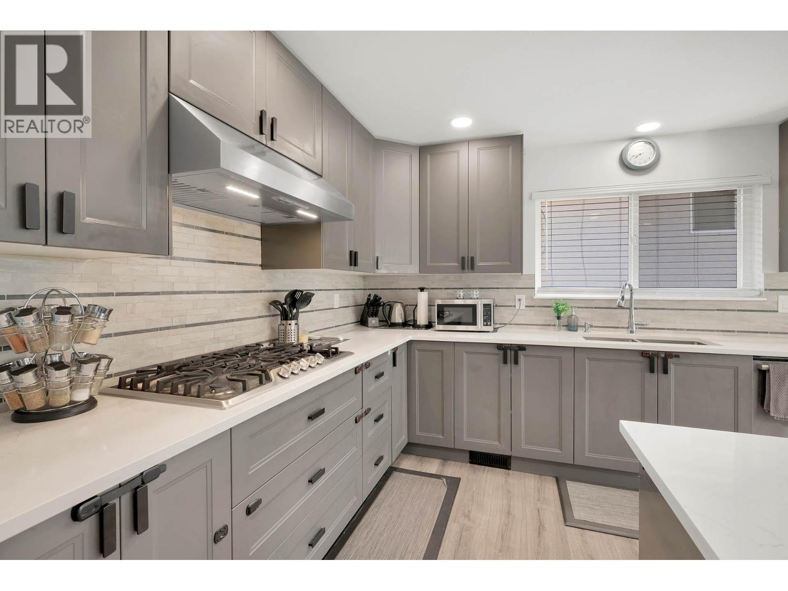 667 Dunrobin Drive, Kamloops, British Columbia  V1s 1w2 - Photo 14 - 10362903