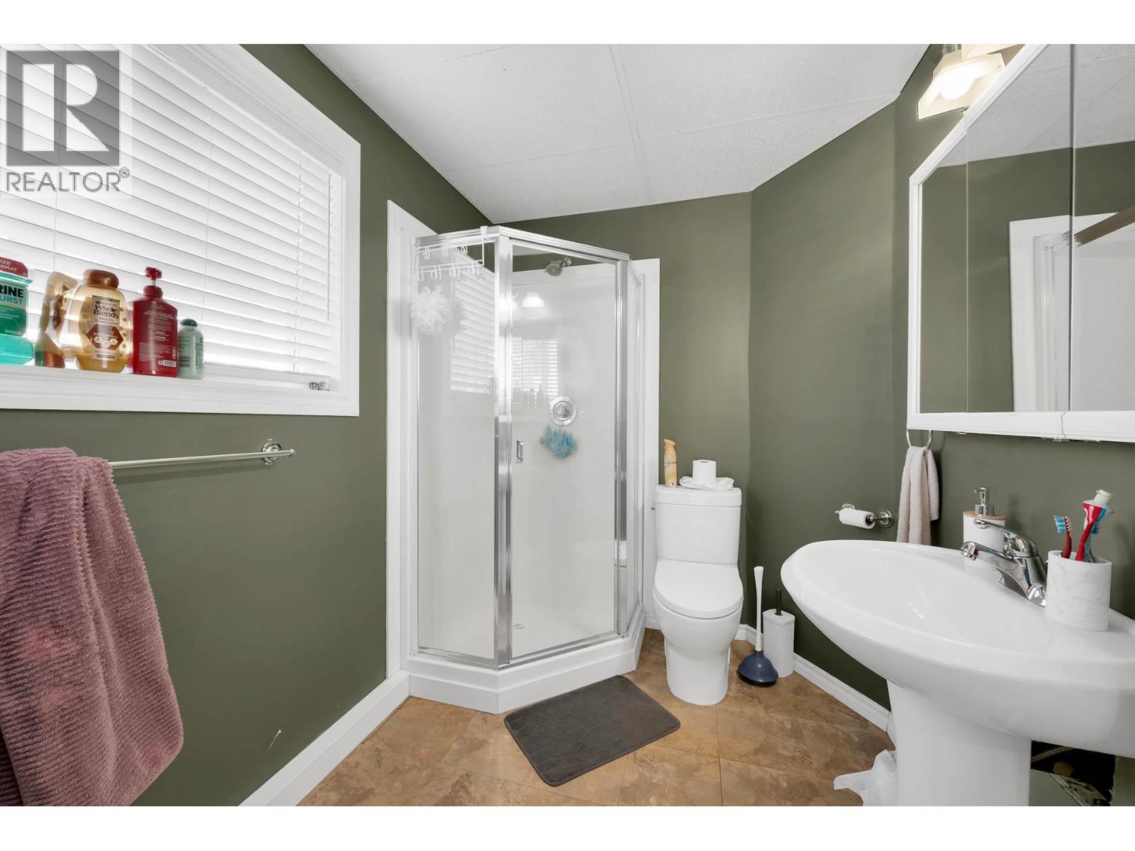 667 Dunrobin Drive, Kamloops, British Columbia  V1s 1w2 - Photo 28 - 10362903