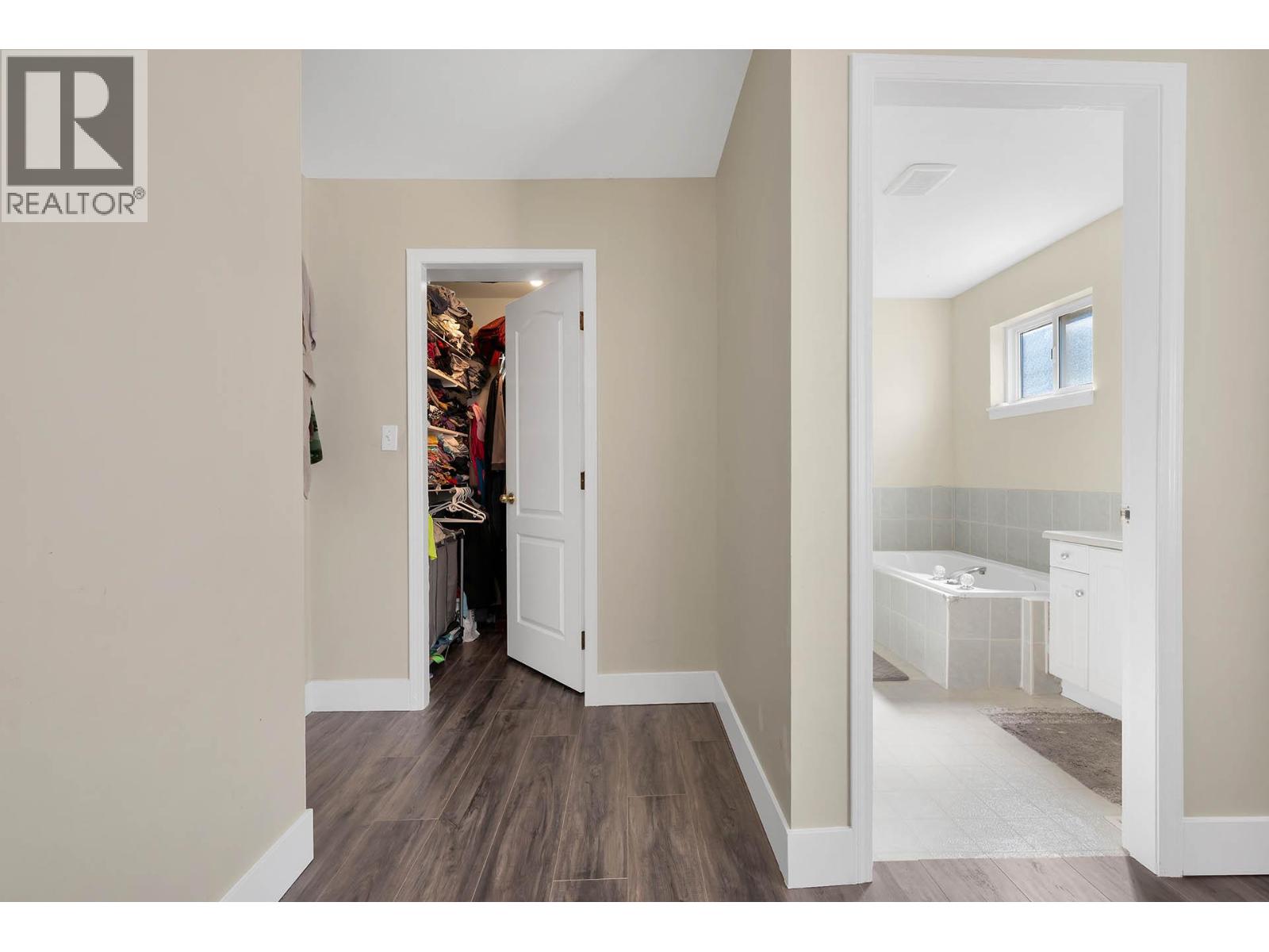 667 Dunrobin Drive, Kamloops, British Columbia  V1s 1w2 - Photo 38 - 10362903