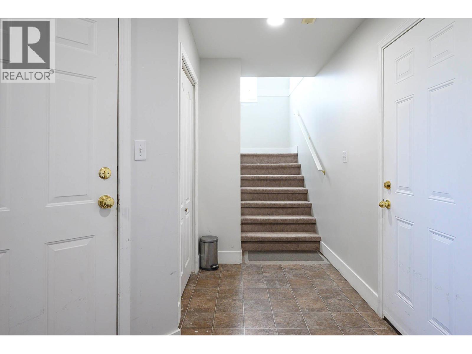 667 Dunrobin Drive, Kamloops, British Columbia  V1s 1w2 - Photo 49 - 10362903