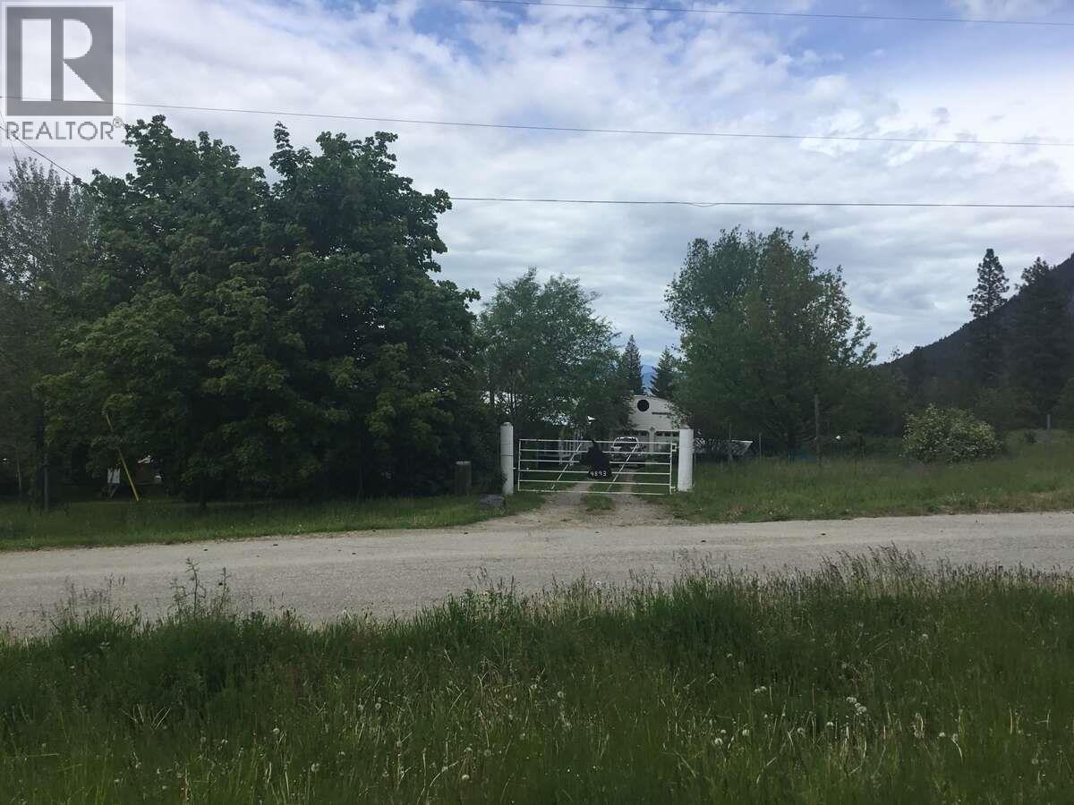 4893 Poplar Road, Pritchard, British Columbia  V0E 2P0 - Photo 2 - 10362999