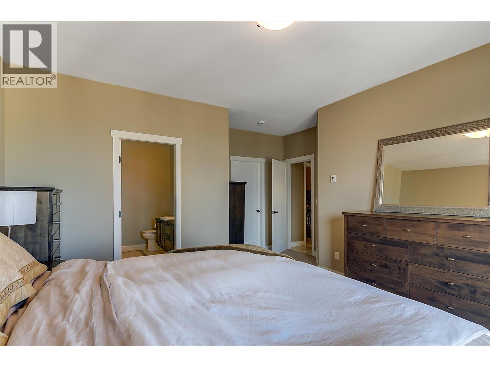 6172 Seymoure Avenue, Peachland, British Columbia  V0H 1X4 - Photo 37 - 10362589