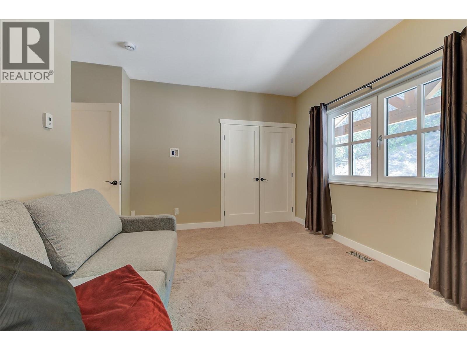 6172 Seymoure Avenue, Peachland, British Columbia  V0H 1X4 - Photo 40 - 10362589