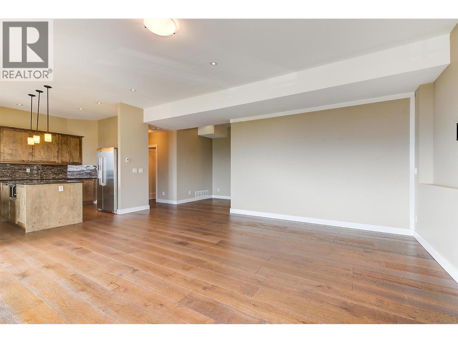 6172 Seymoure Avenue, Peachland, British Columbia  V0H 1X4 - Photo 46 - 10362589