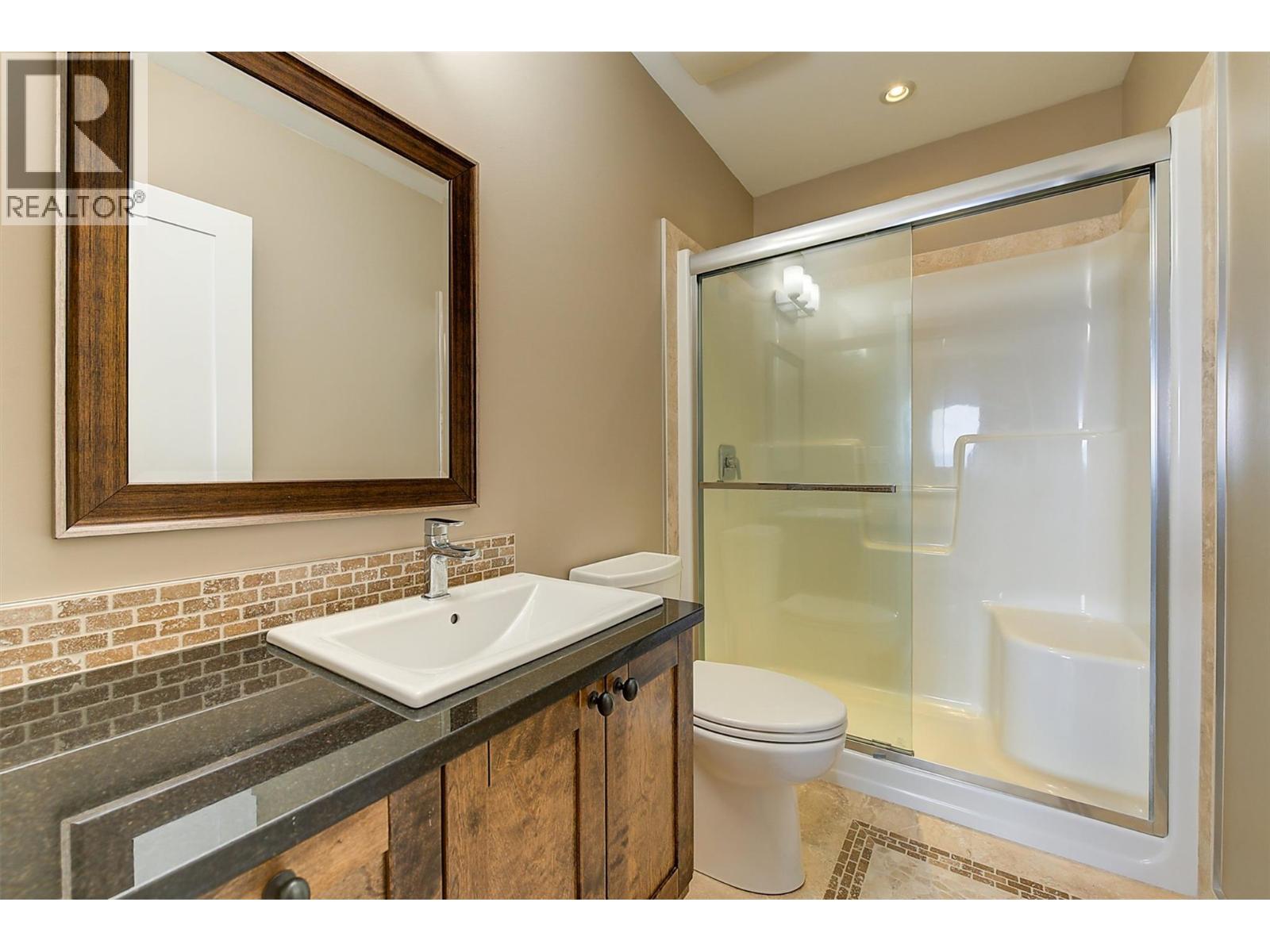 6172 Seymoure Avenue, Peachland, British Columbia  V0H 1X4 - Photo 54 - 10362589