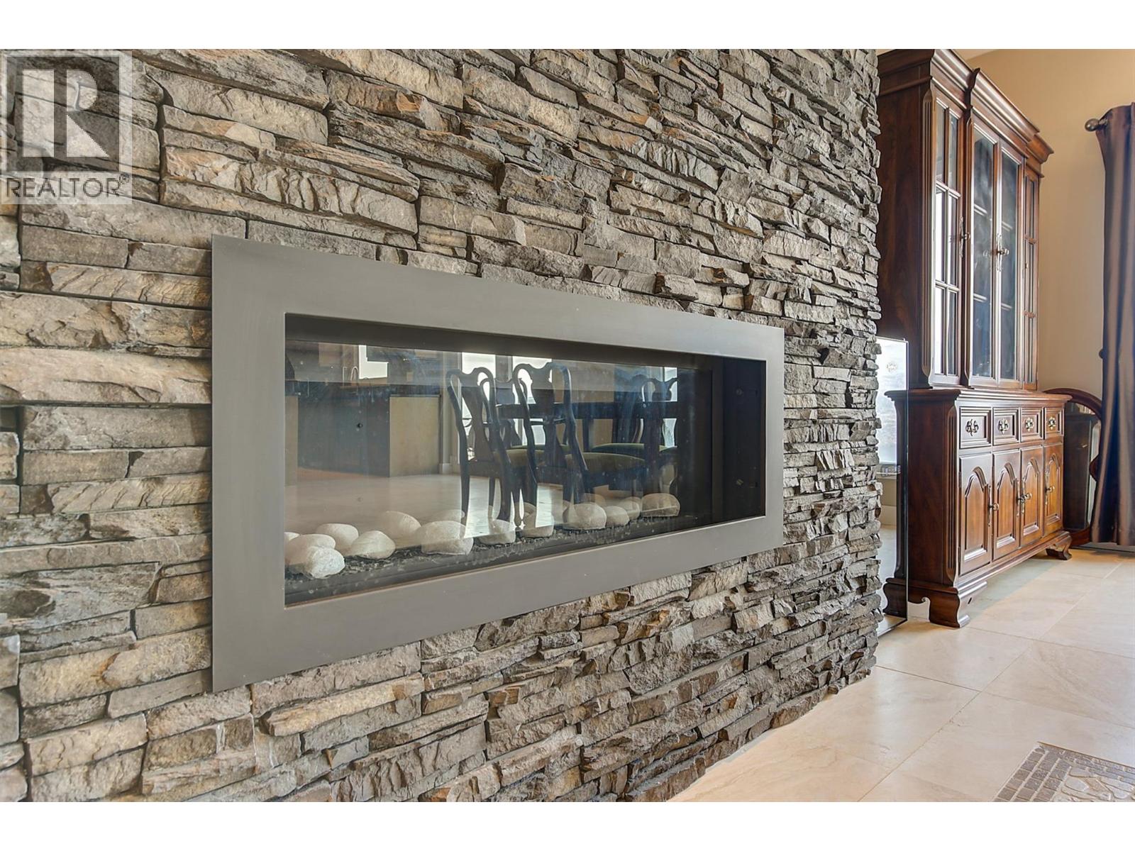 6172 Seymoure Avenue, Peachland, British Columbia  V0H 1X4 - Photo 7 - 10362589