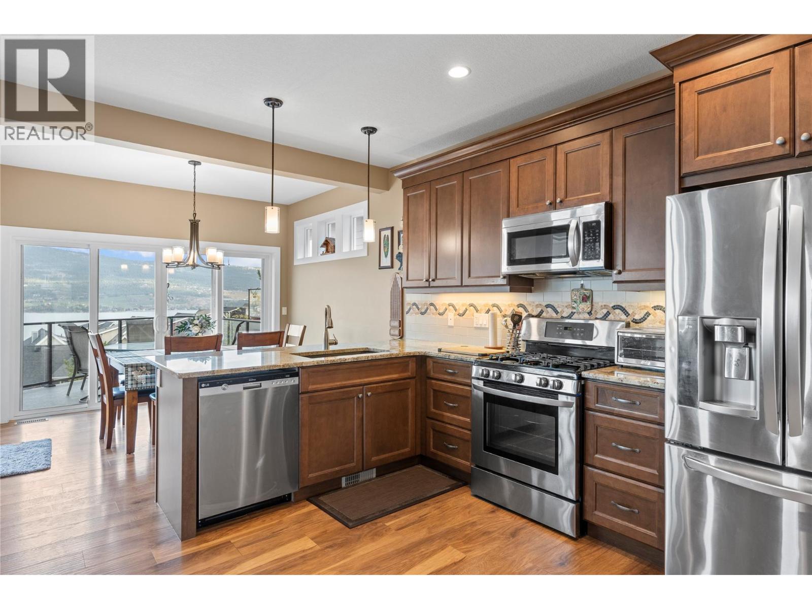 6754 La Palma Loop, Kelowna, British Columbia  V1Z 3R8 - Photo 6 - 10362833