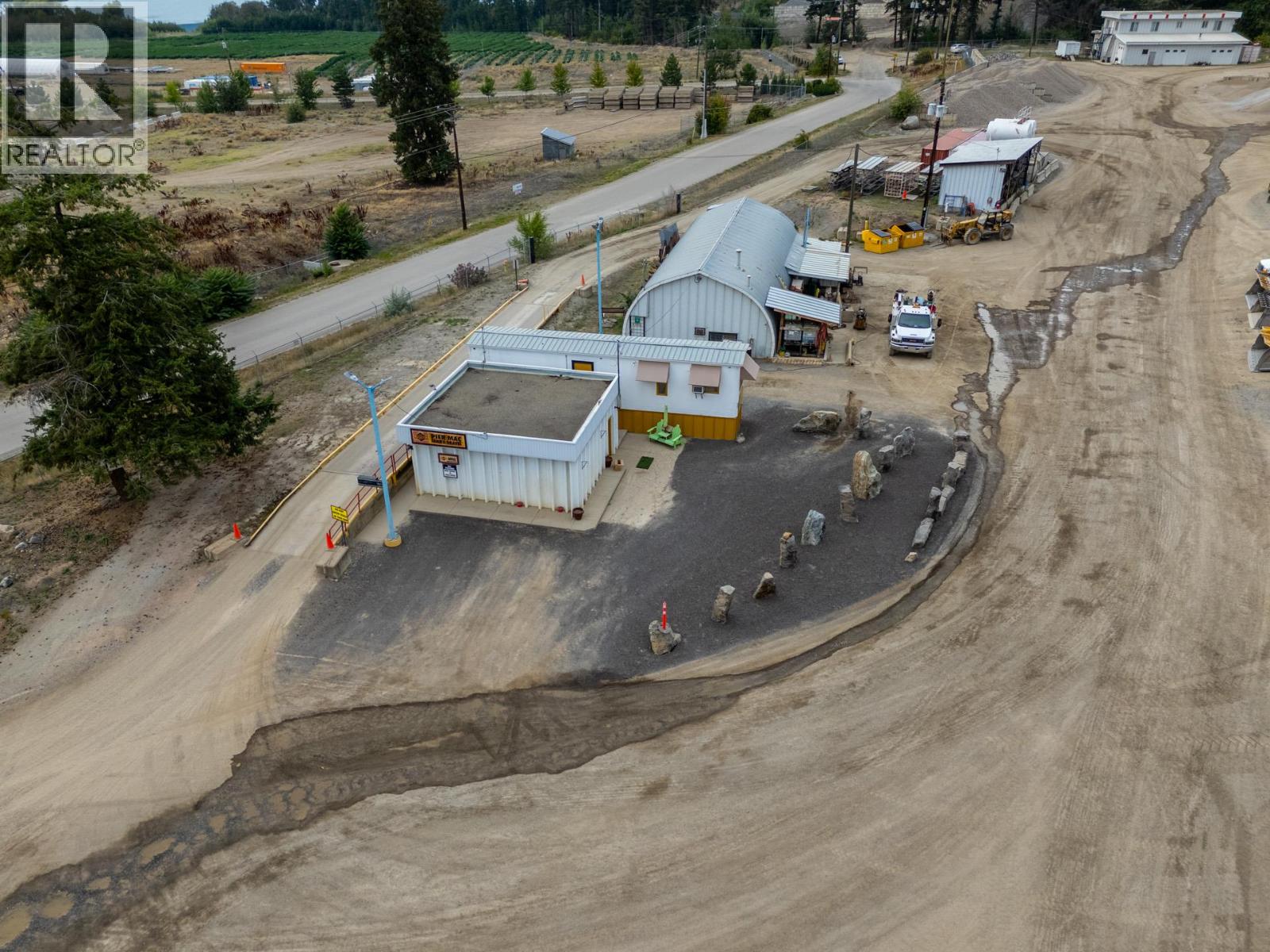 15799 Sawmill Road, Lake Country, British Columbia  V4V 2E2 - Photo 61 - 10362961