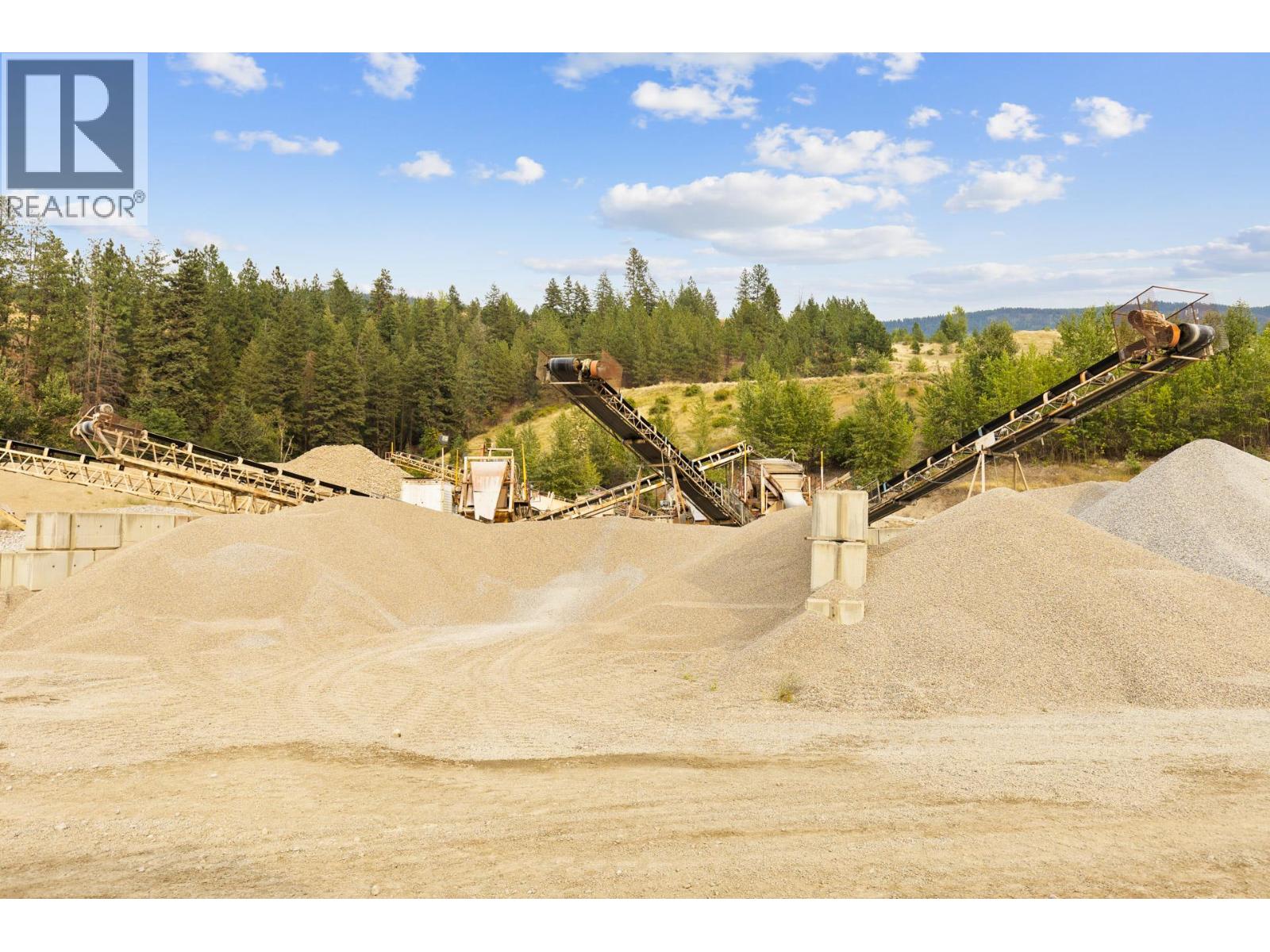 15799 Sawmill Road, Lake Country, British Columbia  V4V 2E2 - Photo 98 - 10362961