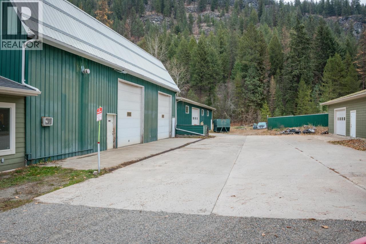 1700 Sandner Frontage Road, Christina Lake, British Columbia  V0H 1E3 - Photo 23 - 10362930