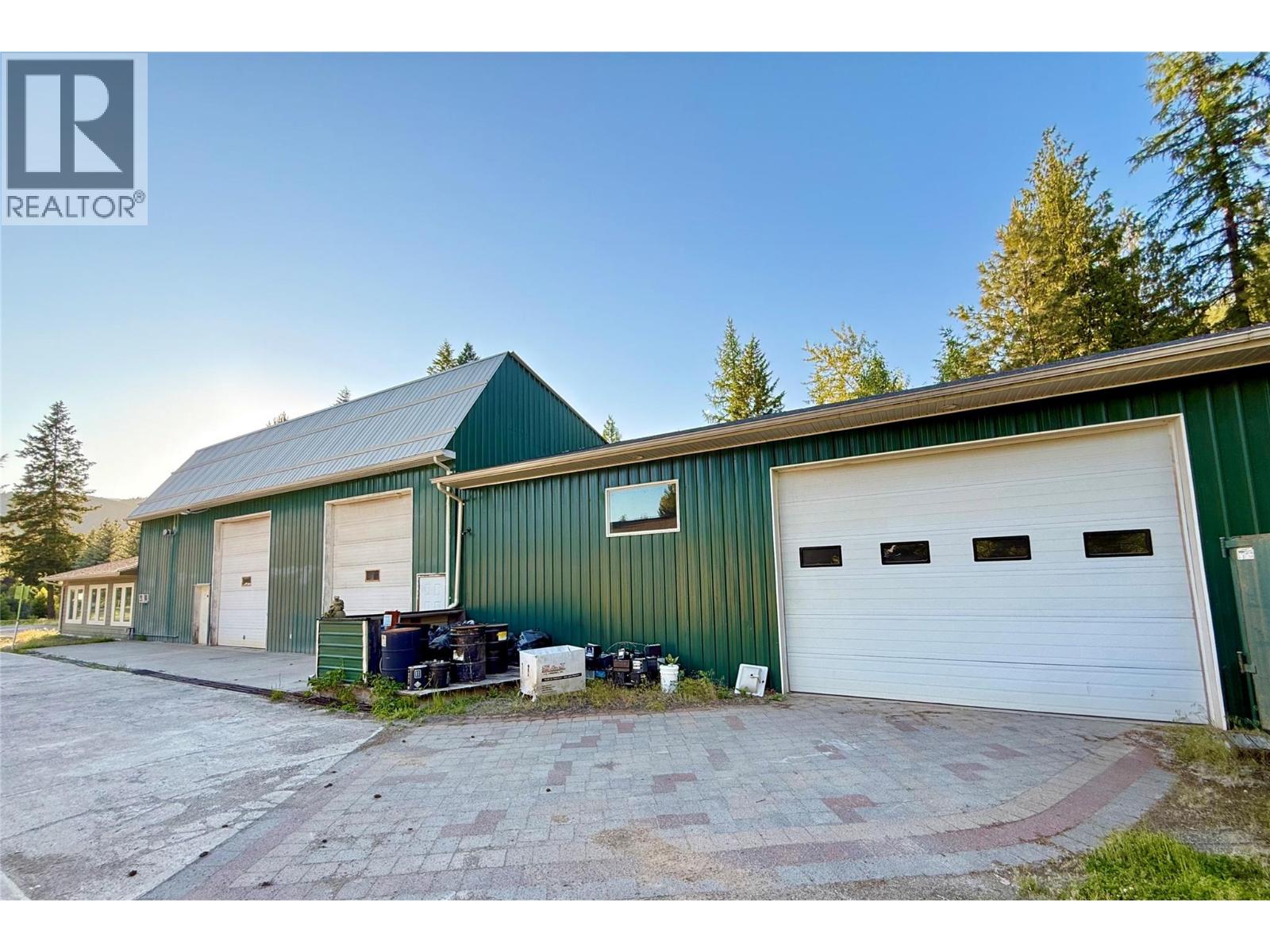 1700 Sandner Frontage Road, Christina Lake, British Columbia  V0H 1E3 - Photo 24 - 10362930