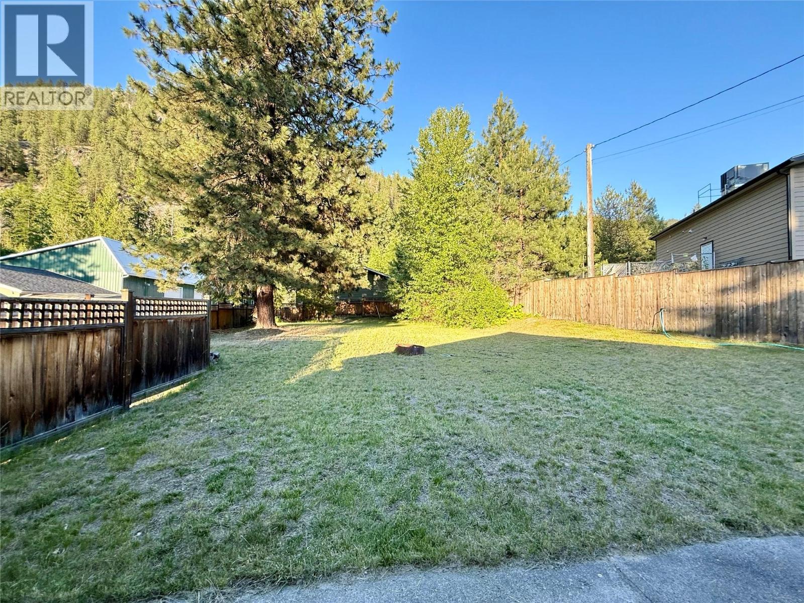 1700 Sandner Frontage Road, Christina Lake, British Columbia  V0H 1E3 - Photo 26 - 10362930