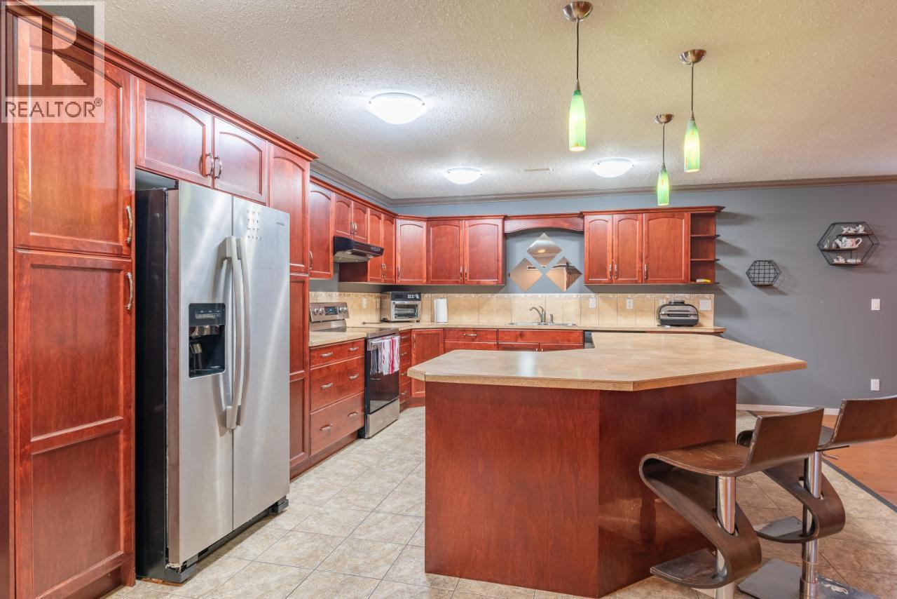 1700 Sandner Frontage Road, Christina Lake, British Columbia  V0H 1E3 - Photo 31 - 10362930